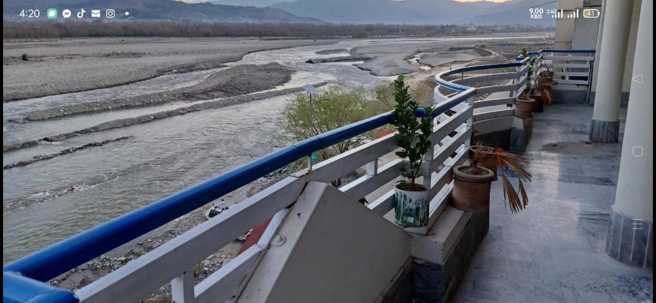 F R Darya E Swat Hotel Saidu Sharif Экстерьер фото